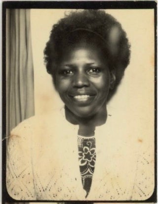 AFRICAN AMERICAN PHOTOBOOTH & ARCADE PHOTO COLLECTION