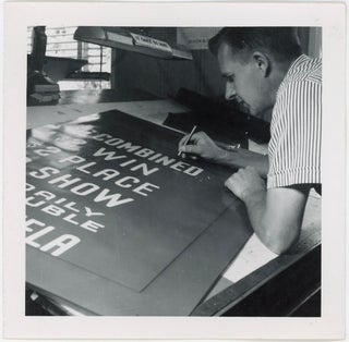 Item #1140 SIGN PAINTER c. 1950s PHOTO COLLECTION