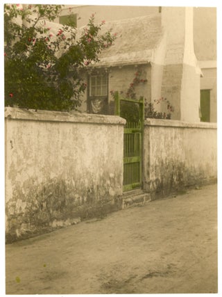 GAY WOMAN PHOTOGRAPHER & ARTIST ARCHIVE c. 1920s