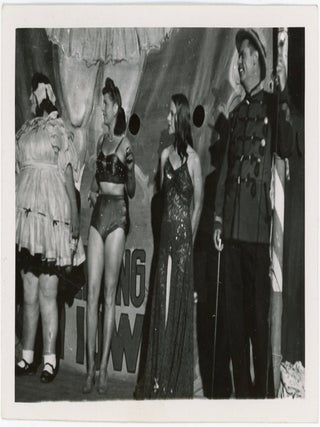 CARNIVAL STORY - 1954 HOLLYWOOD & WEST GERMANY MOVIE - ANNE BAXTER - PHOTO LOT