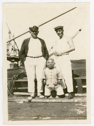 US SERVICE MAN IN CHINA - PHOTO COLLECTION