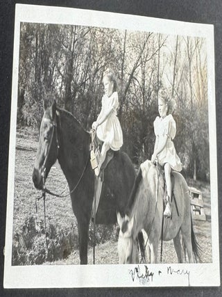 MOUNT HOLYOKE, DARTMOUTH & SMITH COLLEGE WOMAN&rsquo;S PHOTO ALBUM &mdash; 350+ SNAPSHOTS, NEW ENGLAND COLLEGE LIFE, ROAD TRIPS, YOSEMITE, 1921&ndash;1930S