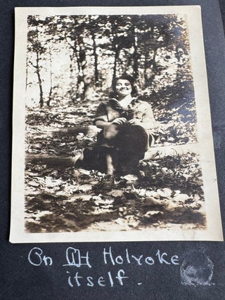MOUNT HOLYOKE, DARTMOUTH & SMITH COLLEGE WOMAN&rsquo;S PHOTO ALBUM &mdash; 350+ SNAPSHOTS, NEW ENGLAND COLLEGE LIFE, ROAD TRIPS, YOSEMITE, 1921&ndash;1930S