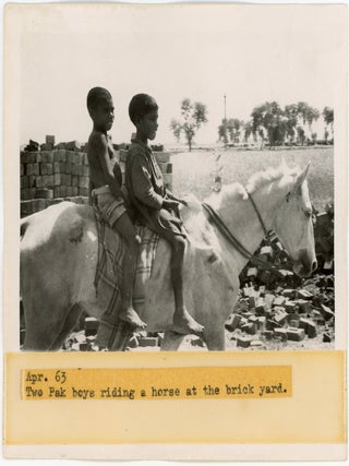 1963 PAKISTAN PHOTO SET &mdash; GULBERG MARKET / LAHORE, U.S. DETACHMENT, STREET LIFE, BRICK YARD,...