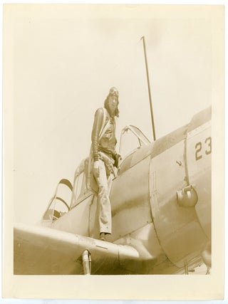 COLLECTION OF PHOTOS AND FLIGHT CAP FROM MAN IN THE USMC WWII