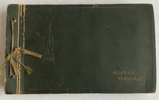 1933 HAWAII PHOTO ALBUM - SOLDIER WHO LIKES TO HIKE