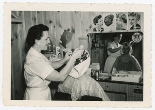 HAIR SALON BEAUTY PARLOR 1940s SNAPSHOT PHOTO LOT