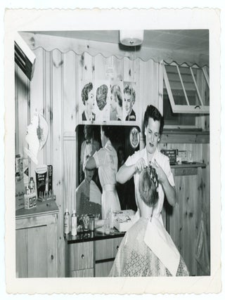 HAIR SALON BEAUTY PARLOR 1940s SNAPSHOT PHOTO LOT