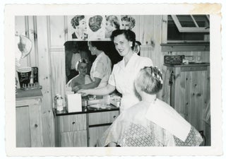 HAIR SALON BEAUTY PARLOR 1940s SNAPSHOT PHOTO LOT
