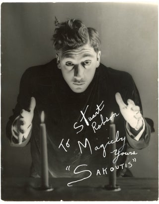 MAGIC ACTS - MAGICIANS - 14 VINTAGE PHOTOS, MANY SIGNED